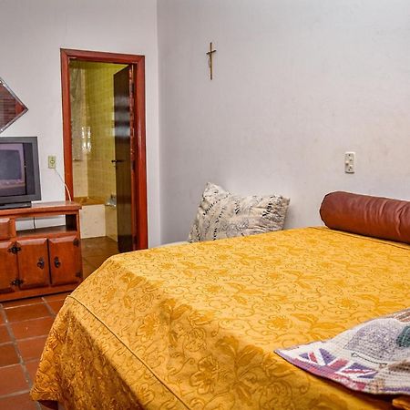 Otima Casa Com Wi-Fi A 350M Da Praia De Peruibe Sp Peruíbe Exterior foto